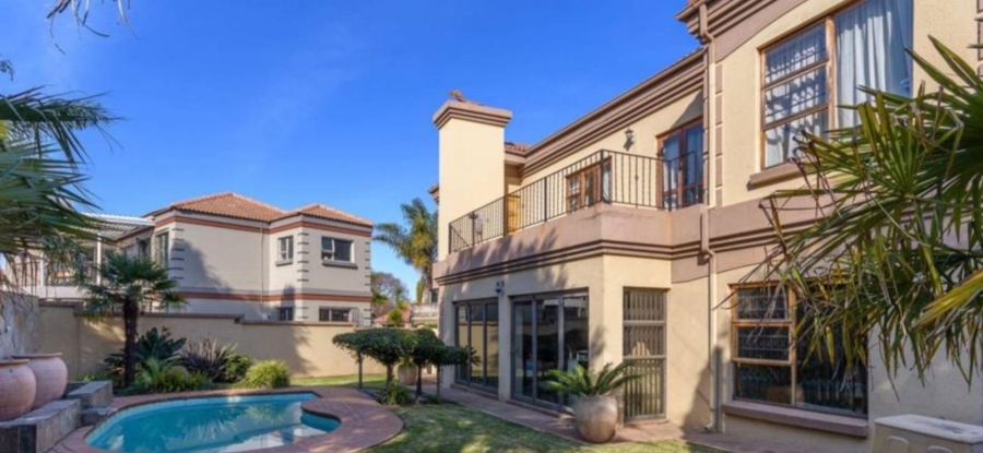 4 Bedroom Property for Sale in Van Riebeeck Park Gauteng