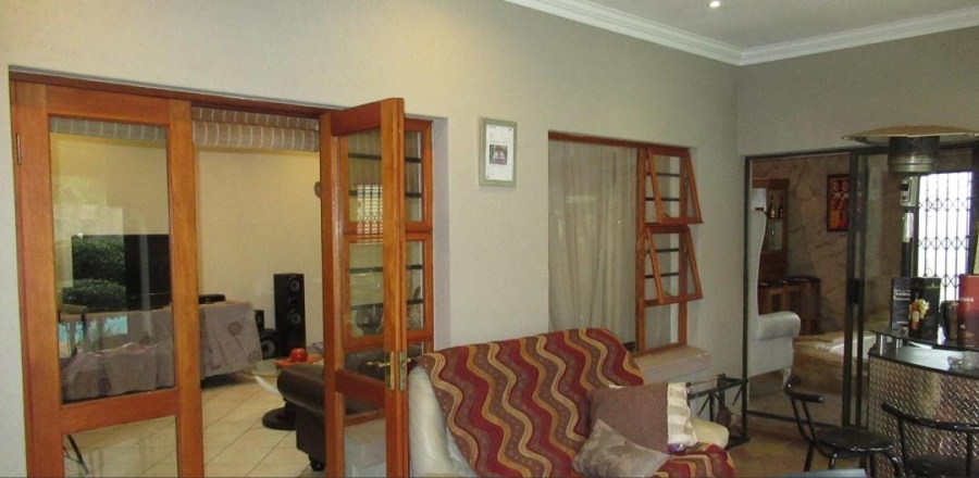 4 Bedroom Property for Sale in Van Riebeeck Park Gauteng