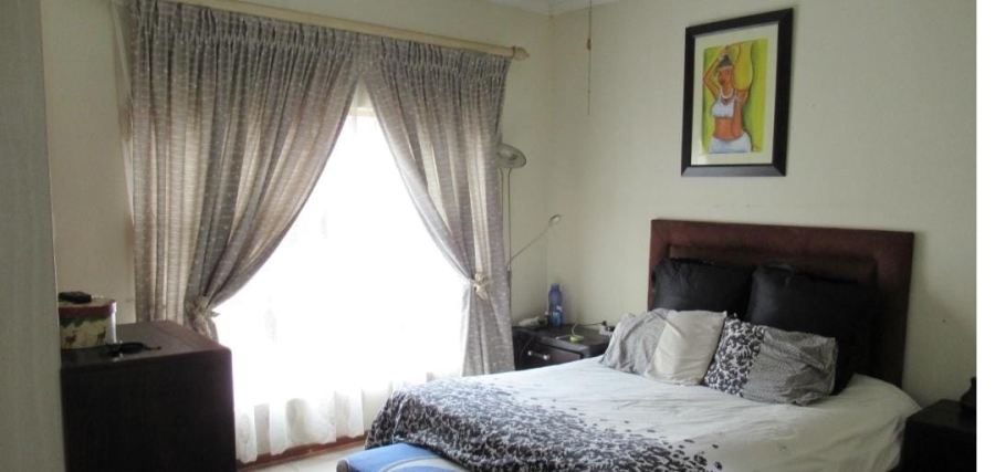 4 Bedroom Property for Sale in Van Riebeeck Park Gauteng