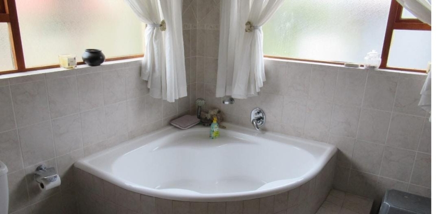 4 Bedroom Property for Sale in Van Riebeeck Park Gauteng