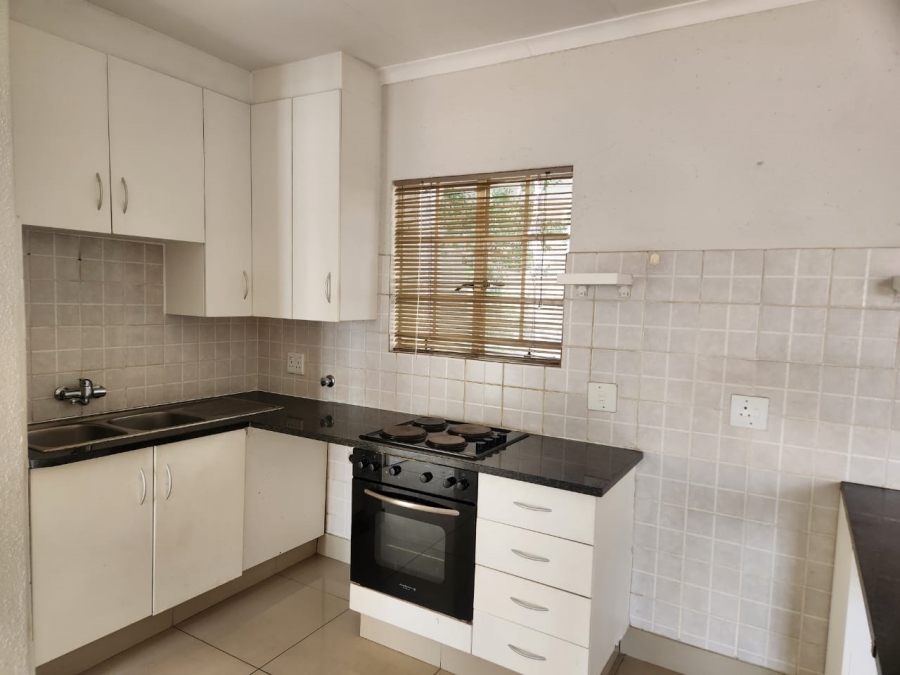 To Let 2 Bedroom Property for Rent in Morningside Gauteng