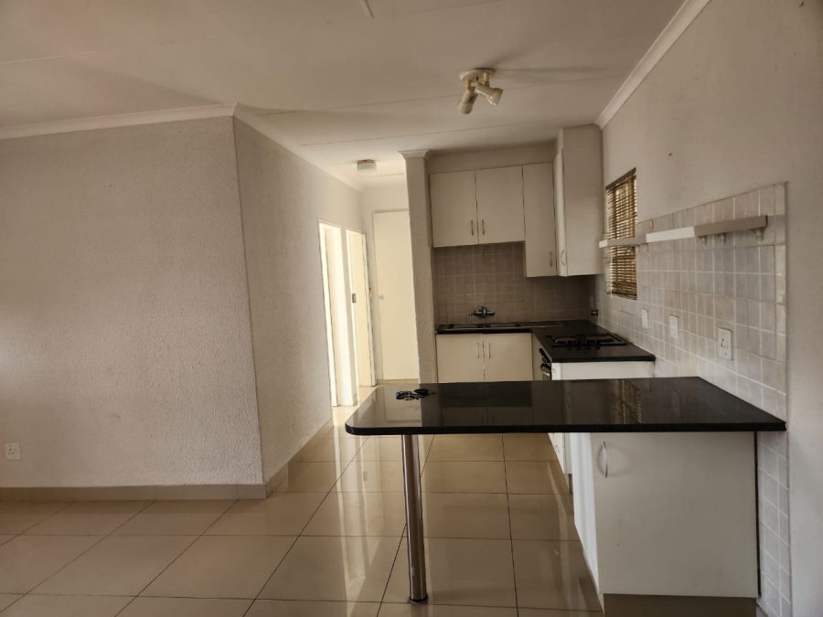 To Let 2 Bedroom Property for Rent in Morningside Gauteng