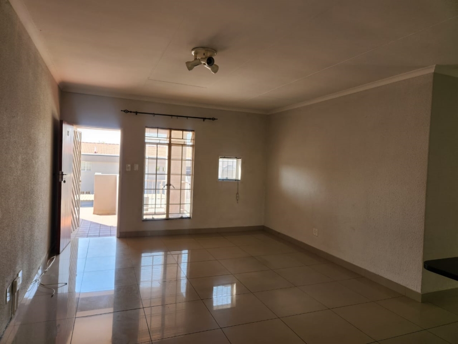 To Let 2 Bedroom Property for Rent in Morningside Gauteng