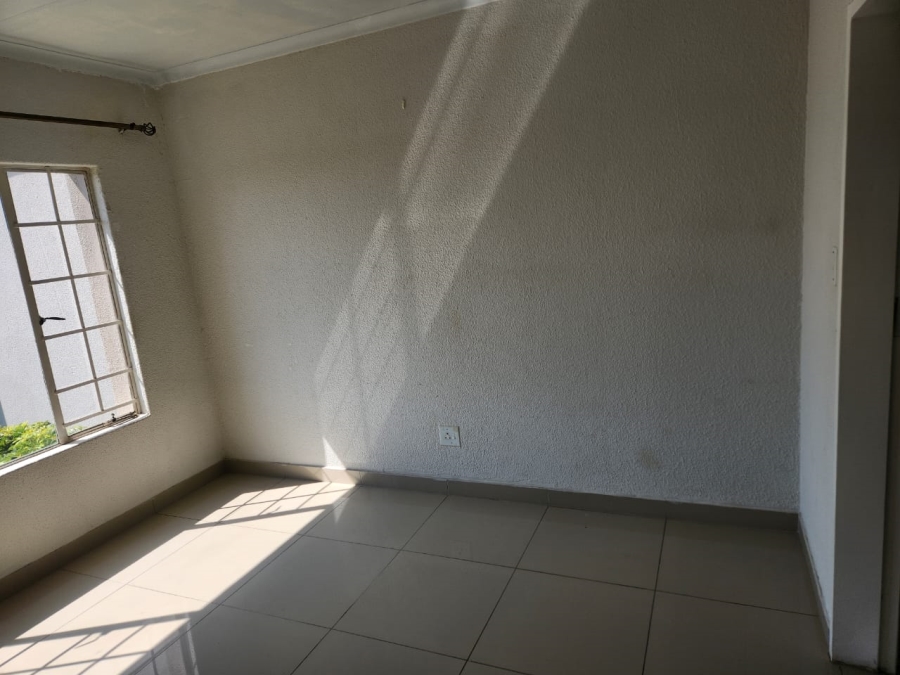 To Let 2 Bedroom Property for Rent in Morningside Gauteng
