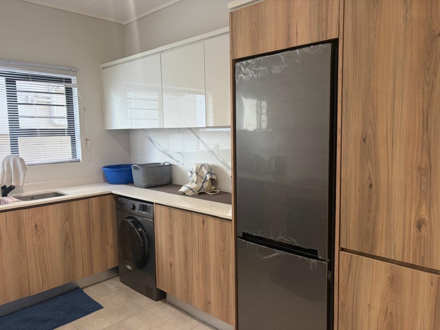 3 Bedroom Property for Sale in Waterfall Gauteng
