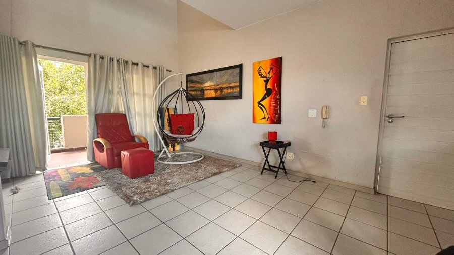 2 Bedroom Property for Sale in Pineslopes Gauteng