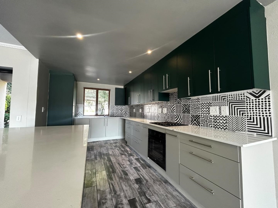 2 Bedroom Property for Sale in Lonehill Gauteng