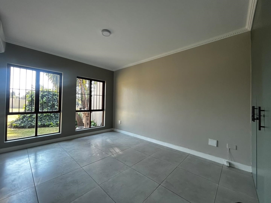 2 Bedroom Property for Sale in Lonehill Gauteng
