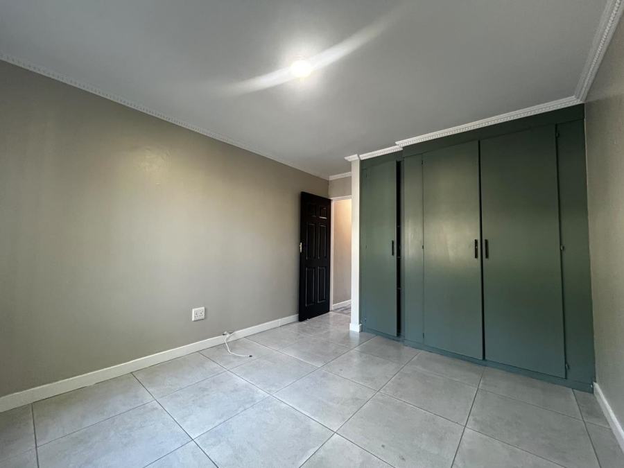 2 Bedroom Property for Sale in Lonehill Gauteng