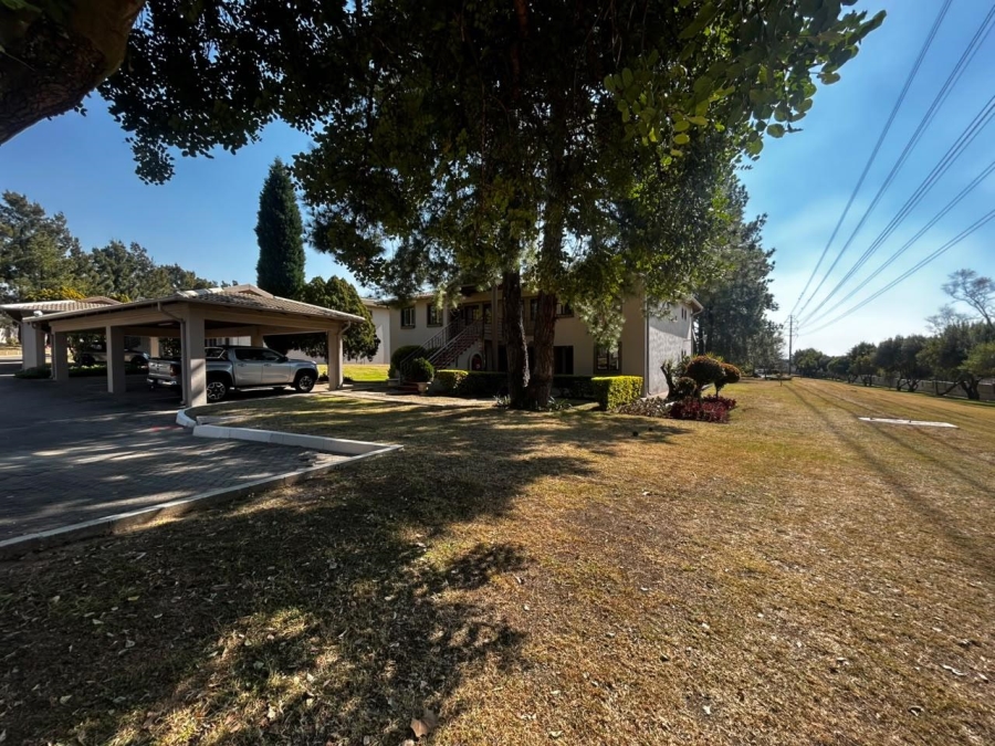 2 Bedroom Property for Sale in Lonehill Gauteng