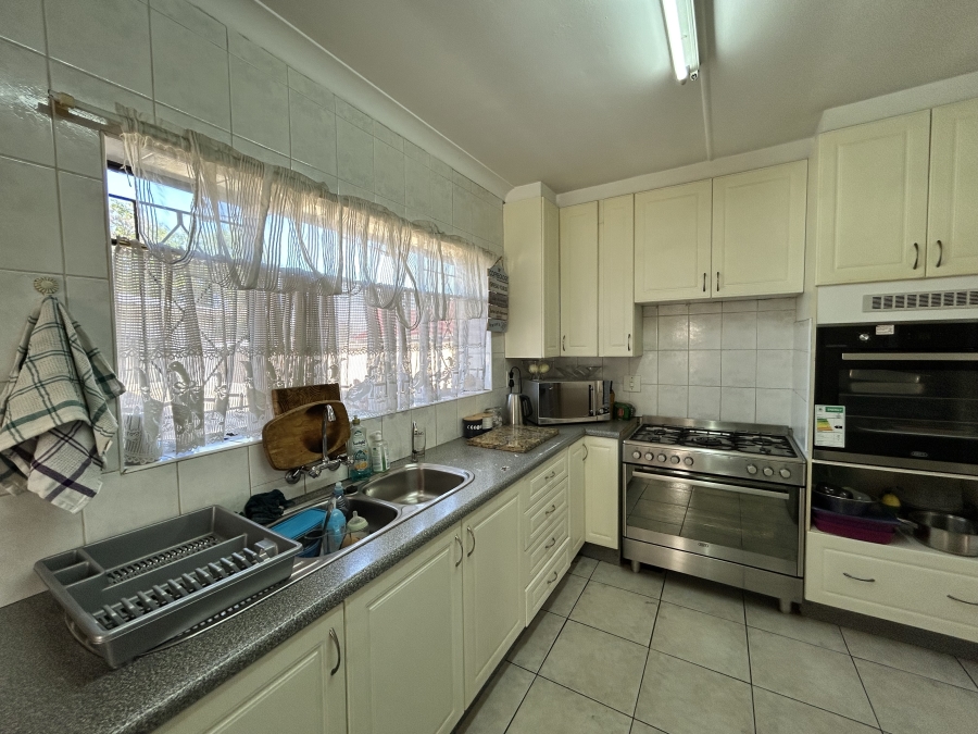 To Let 3 Bedroom Property for Rent in Witfield Gauteng