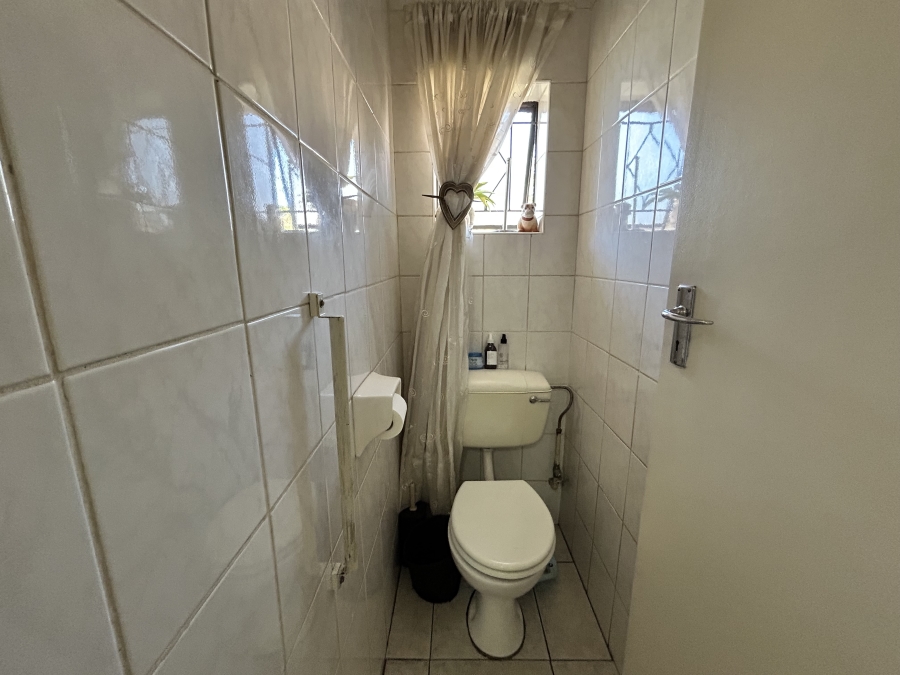 To Let 3 Bedroom Property for Rent in Witfield Gauteng
