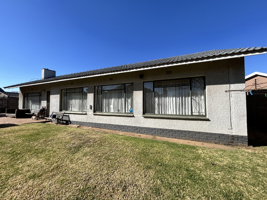 To Let 3 Bedroom Property for Rent in Witfield Gauteng