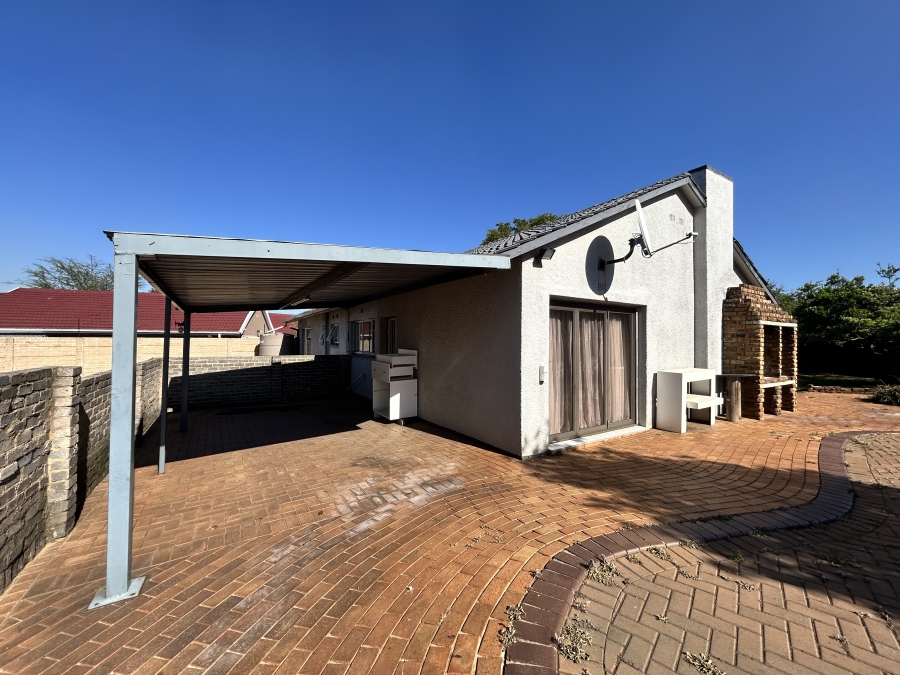 3 Bedroom Property for Sale in Witfield Gauteng