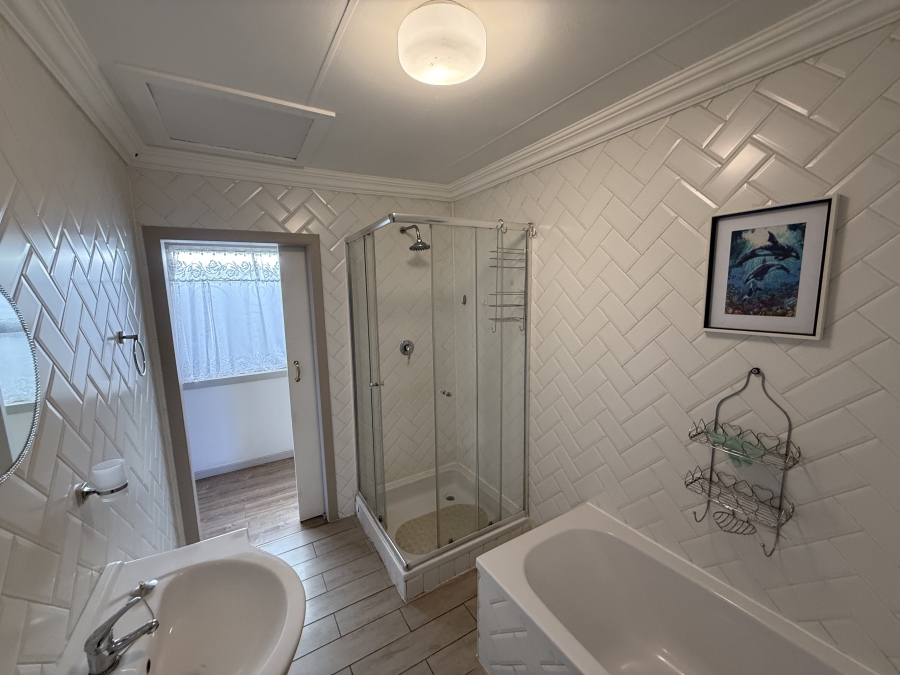 To Let 2 Bedroom Property for Rent in Lambton Gardens Gauteng