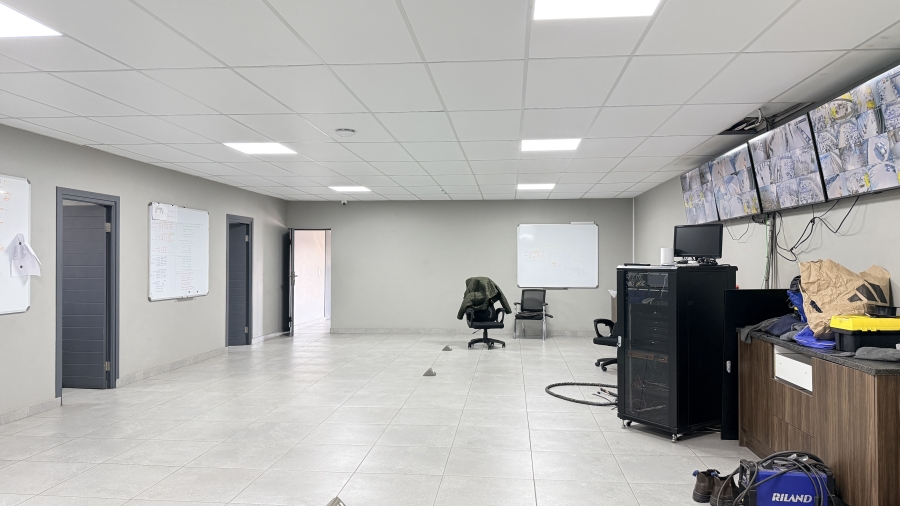 To Let Commercial Property for Rent in Knoppieslaagte Gauteng
