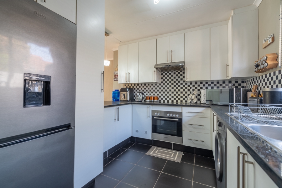 2 Bedroom Property for Sale in Northwold Gauteng