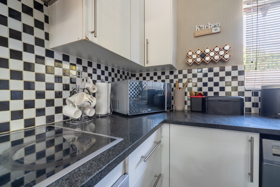 2 Bedroom Property for Sale in Northwold Gauteng