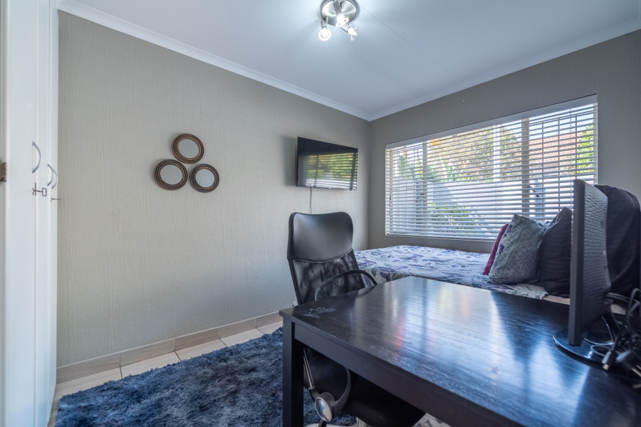 2 Bedroom Property for Sale in Northwold Gauteng