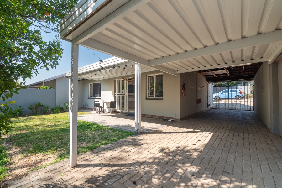 2 Bedroom Property for Sale in Northwold Gauteng