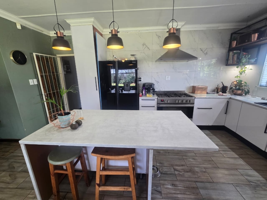 4 Bedroom Property for Sale in Three Rivers Gauteng