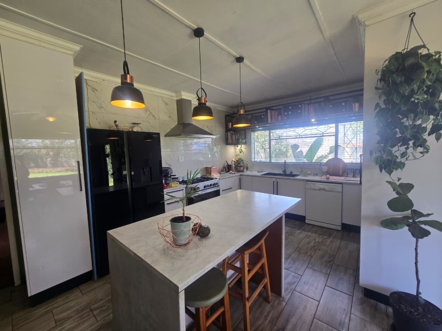 4 Bedroom Property for Sale in Three Rivers Gauteng