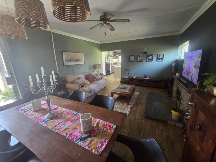 4 Bedroom Property for Sale in Three Rivers Gauteng