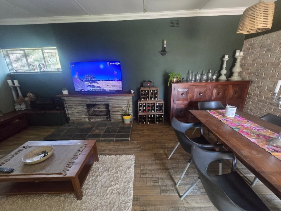 4 Bedroom Property for Sale in Three Rivers Gauteng