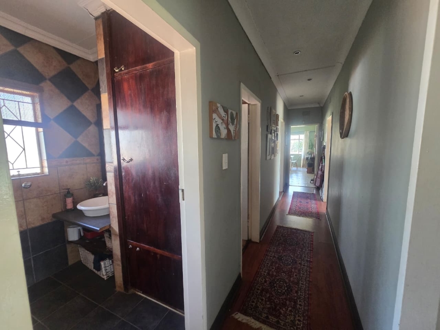 4 Bedroom Property for Sale in Three Rivers Gauteng