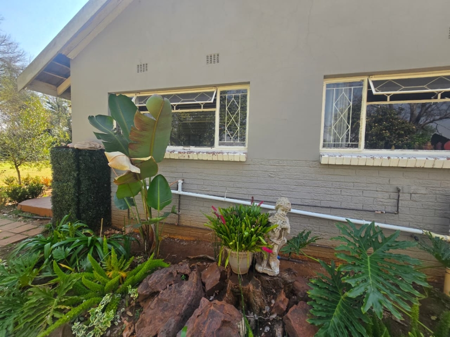 4 Bedroom Property for Sale in Three Rivers Gauteng