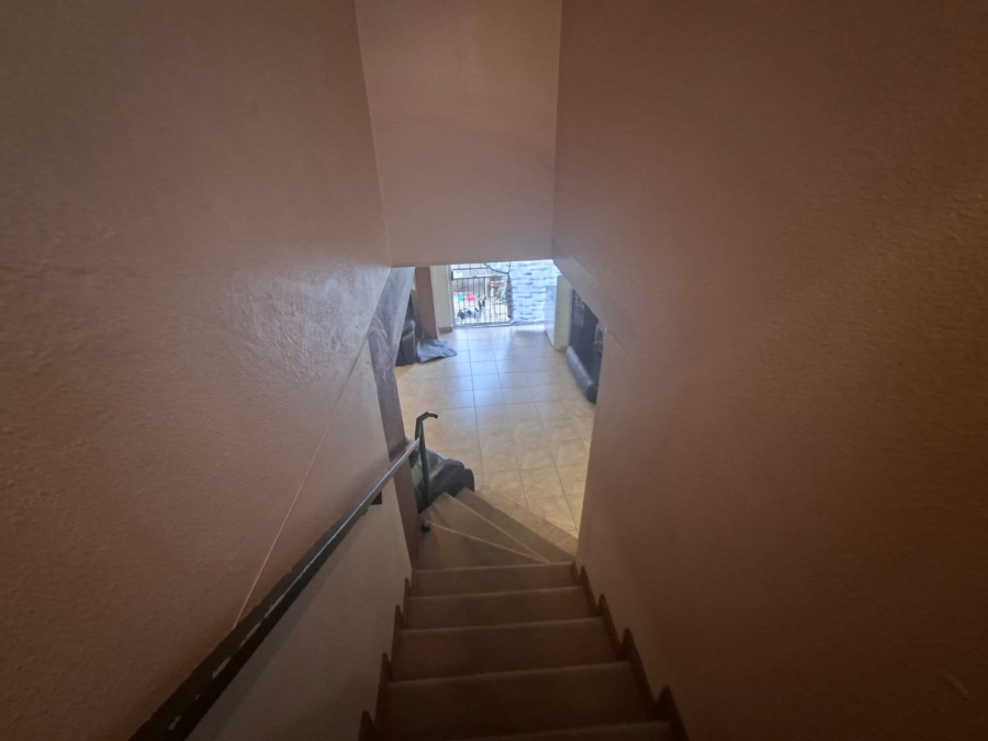 2 Bedroom Property for Sale in Van Riebeeck Park Gauteng