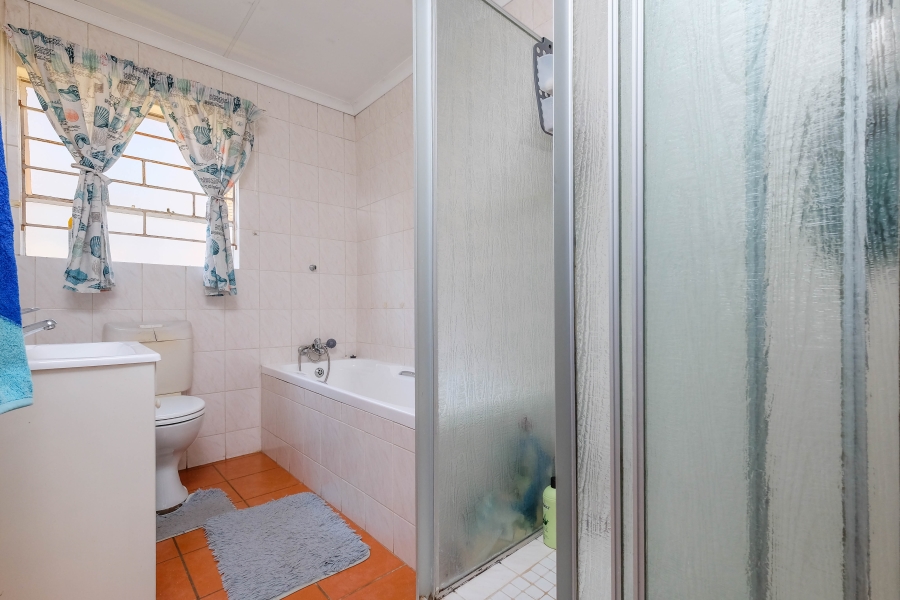 3 Bedroom Property for Sale in Allens Nek Gauteng