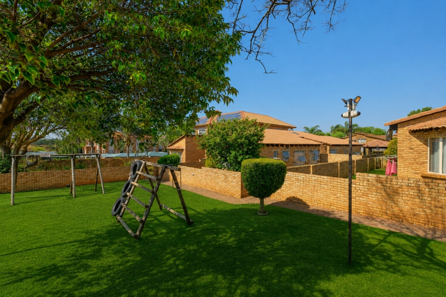 3 Bedroom Property for Sale in Allens Nek Gauteng
