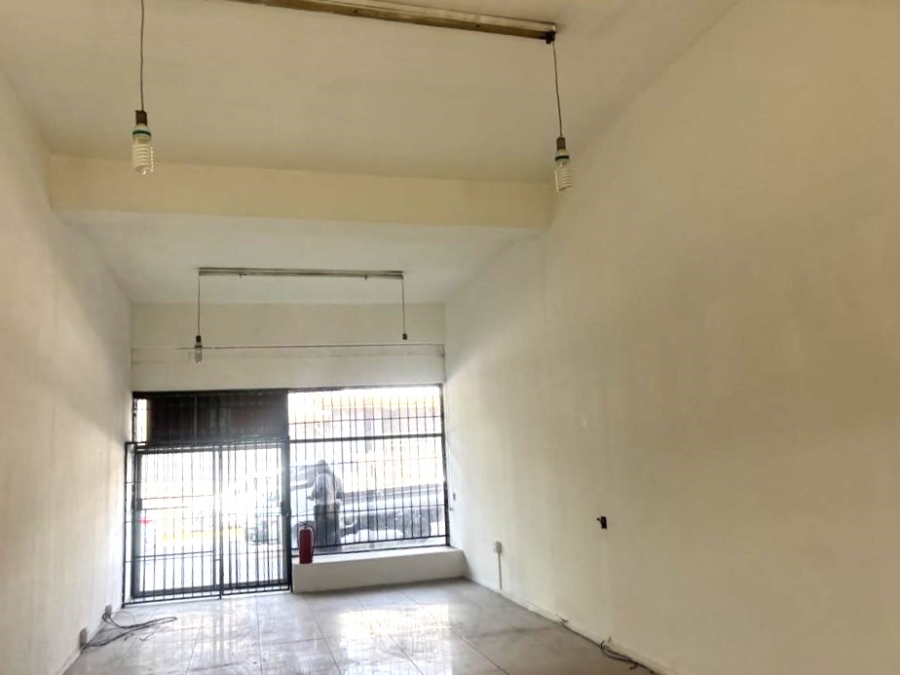 To Let Commercial Property for Rent in Orange Grove Gauteng