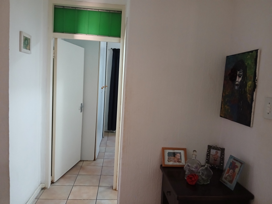 2 Bedroom Property for Sale in Robin Hills Gauteng