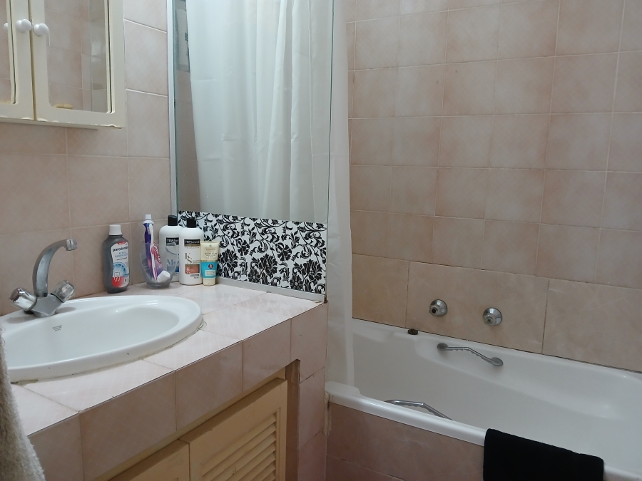 2 Bedroom Property for Sale in Robin Hills Gauteng