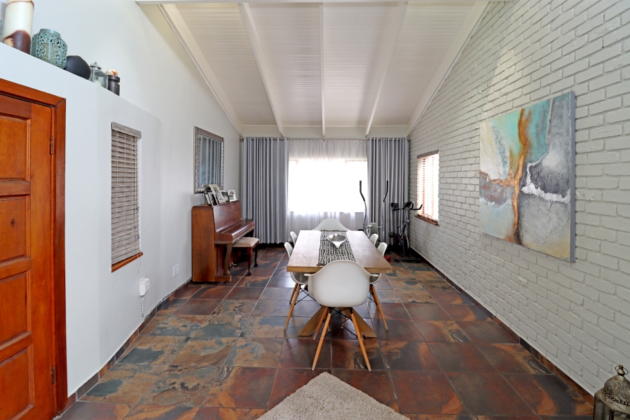 5 Bedroom Property for Sale in Paulshof Gauteng