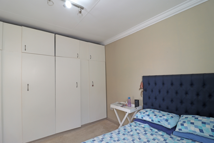 5 Bedroom Property for Sale in Paulshof Gauteng