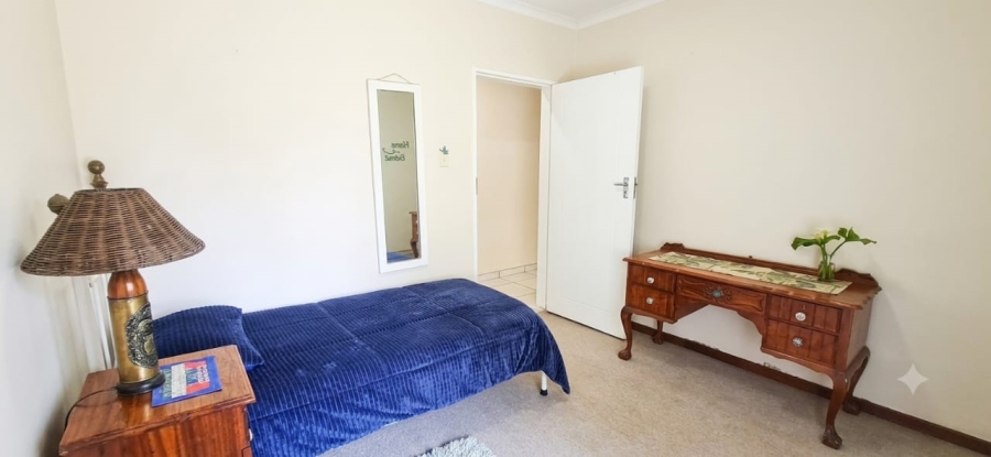 5 Bedroom Property for Sale in Rooihuiskraal North Gauteng