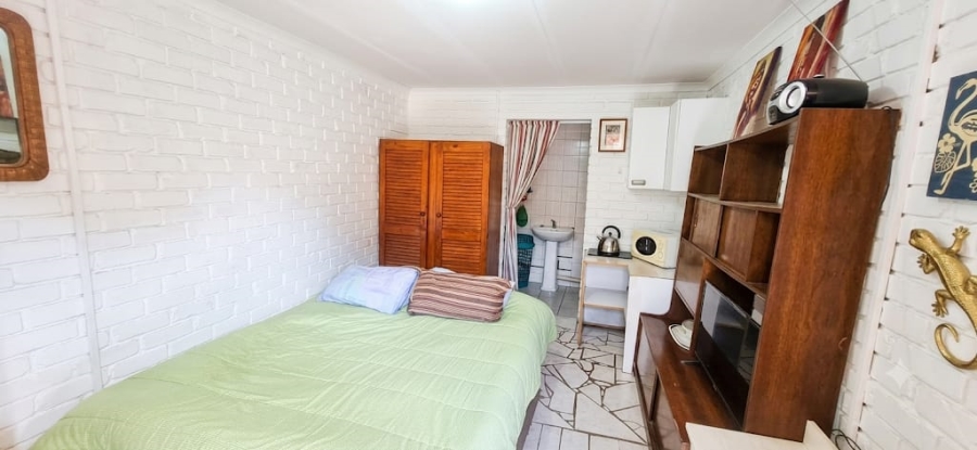 5 Bedroom Property for Sale in Rooihuiskraal North Gauteng