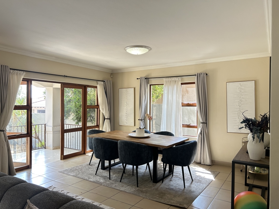3 Bedroom Property for Sale in Maroeladal Gauteng