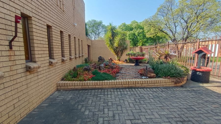 3 Bedroom Property for Sale in Helikonpark Gauteng