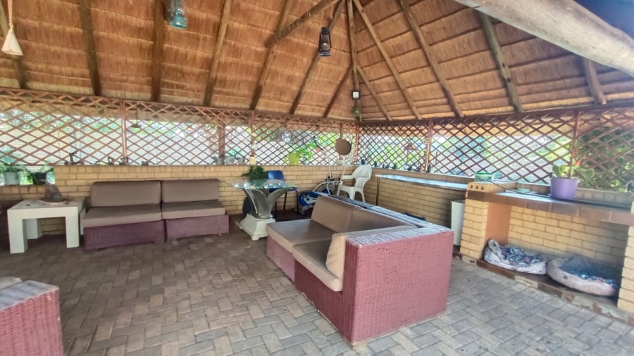 3 Bedroom Property for Sale in Helikonpark Gauteng