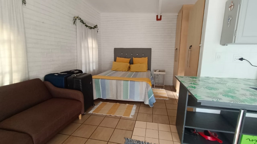 3 Bedroom Property for Sale in Helikonpark Gauteng