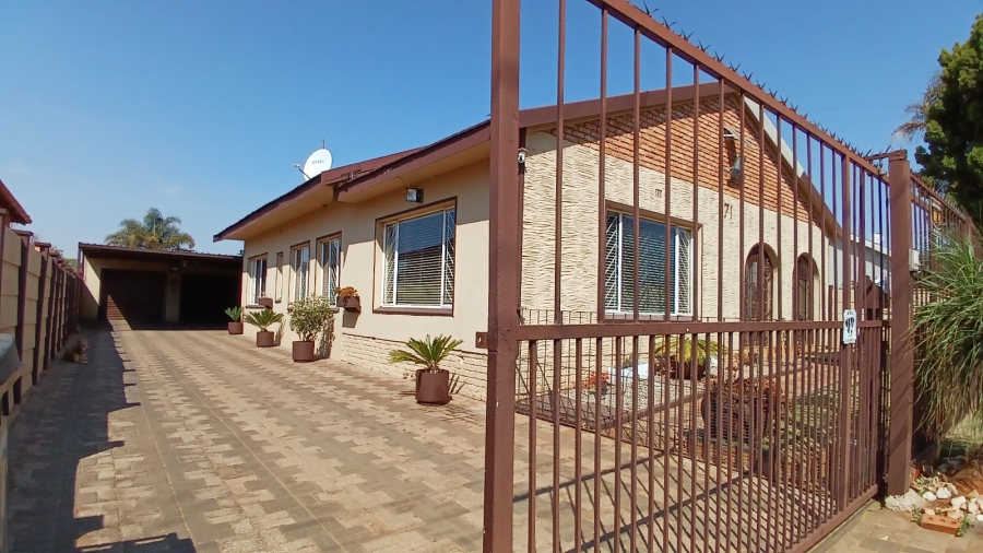 3 Bedroom Property for Sale in Randgate Gauteng