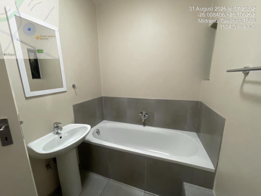 To Let 2 Bedroom Property for Rent in Vorna Valley Gauteng