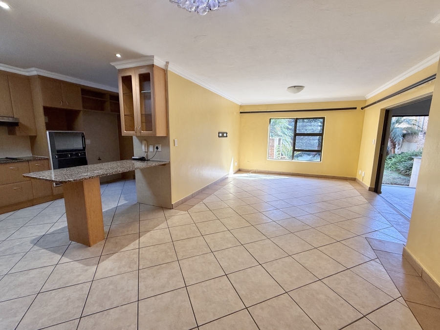 4 Bedroom Property for Sale in The Wilds Gauteng