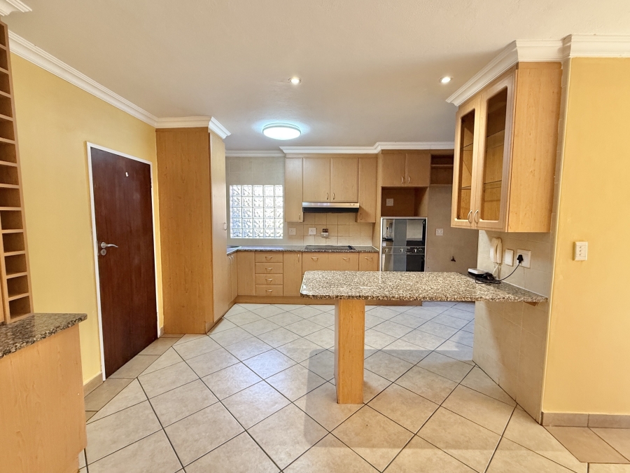 4 Bedroom Property for Sale in The Wilds Gauteng