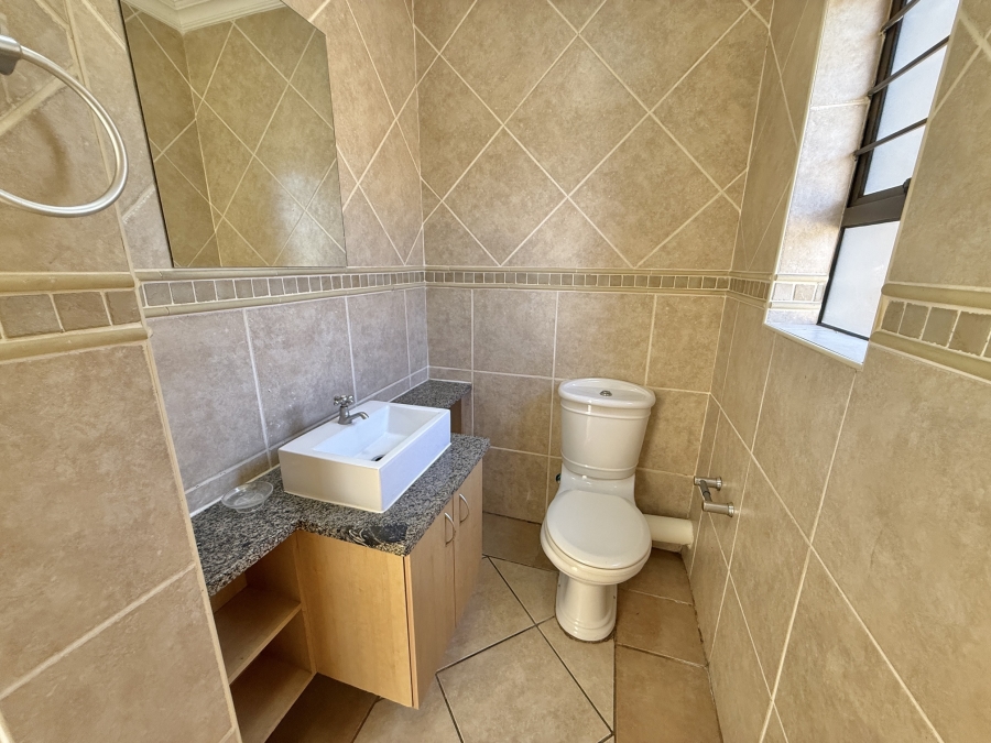 4 Bedroom Property for Sale in The Wilds Gauteng