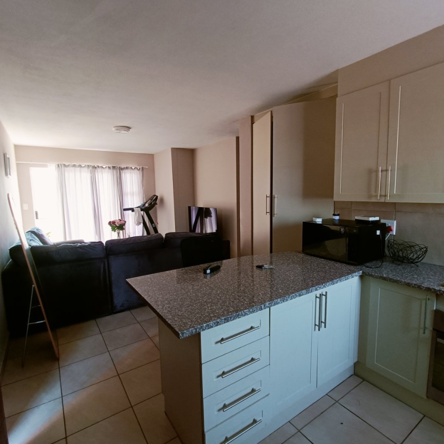 2 Bedroom Property for Sale in Annlin-wes Gauteng